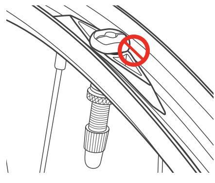 BONTRAGER WHEEL - Installation de ruban de jante compatible tubeless et de valve - 4