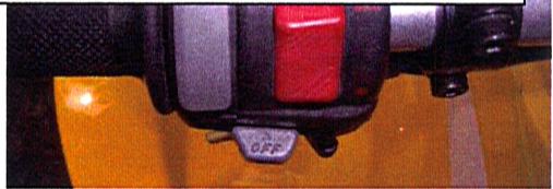 ADLY 50 RS LIQUIDE - COMMUTATEUR DE FEUX DE ROUTE - 1