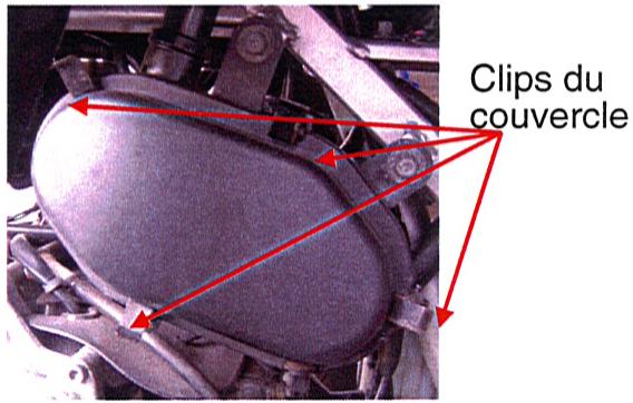ADLY 50 RS LIQUIDE - NETTOYER ET REMPLACER LE FILTRE A AIR - 1