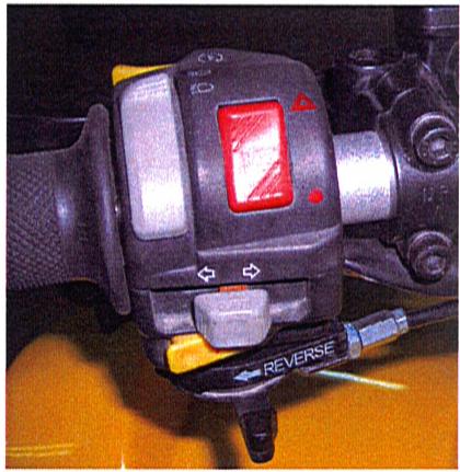 ADLY 50 RS LIQUIDE - FONCTIONNEMENT BOUTON D'AVERTISSEUR SONORE - 1