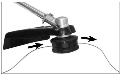 ECHO SRM-225 - REEMPLACEMENT DE LA LIGNE DE COUPE EN NYLON - 2