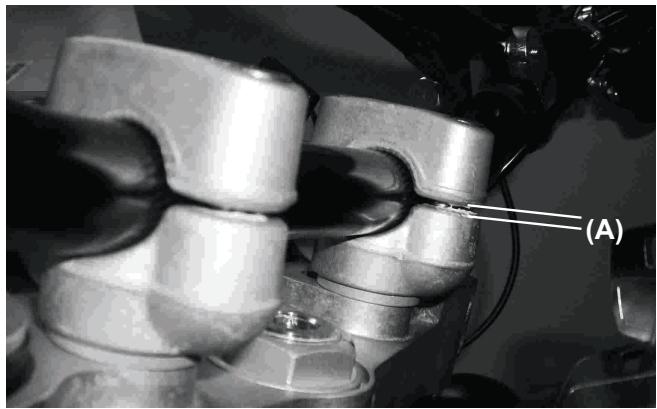 GAS GAS HALLEY 450 - Ajuster la position du guidon - 1