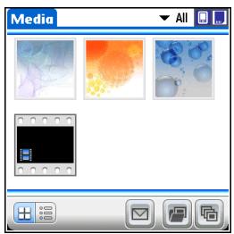 PALM ONE - Viewing a photo or video in the Thumbnail View - 2