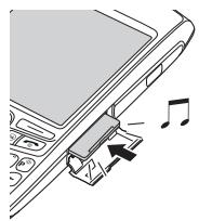 PALM TREO 750 - Insertion et retrait de cartes d'extension - 2