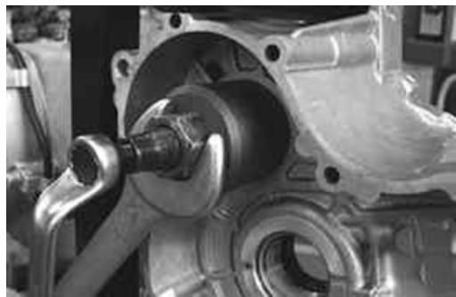 MALAGUTI 500 CC 4T - EURO 3 - Remplacement roulements contre-arbre - 5