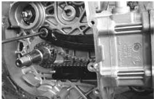 MALAGUTI 500 CC 4T - EURO 3 - Montage culasse et composants de la distribution - 7