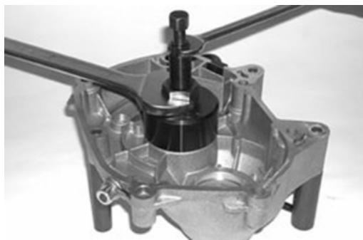 MALAGUTI 500 CC 4T - EURO 3 - Dépose roulements axeroue - 1