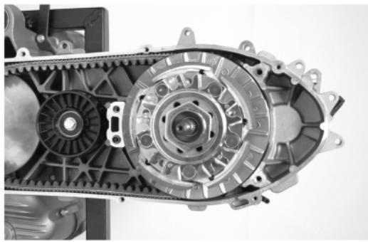 MALAGUTI 500 CC 4T - EURO 3 - Dépose poulie entrainée - 2