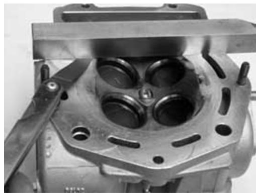 MALAGUTI 500 CC 4T - EURO 3 - \section*{Caracteristiques techniques} - 1