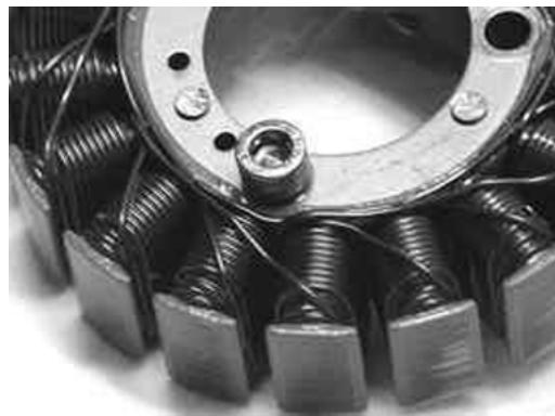 MALAGUTI 500 CC 4T - EURO 3 - \section*{Caracteristiques techniques} - 5