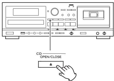 TEAC AD-800-B - Opening the disc tray - 1