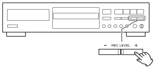 TEAC CD-RW890 - Si es besoino,ajuste el nivel de grabacion mediante los botones REC LEVEL. - 1