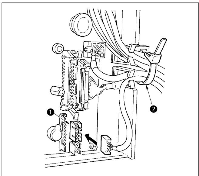 JUKI DDL 555 - Raccordement de la pédale de la machine à travail - 1