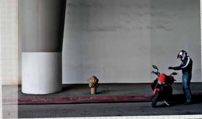 BUELL 1125CR - BUELL®... OU LE PLAISIR DE ROULER SEUL. À vrai dire, si vous cherchez une moto pour vous regrouper tous les week-end - 9