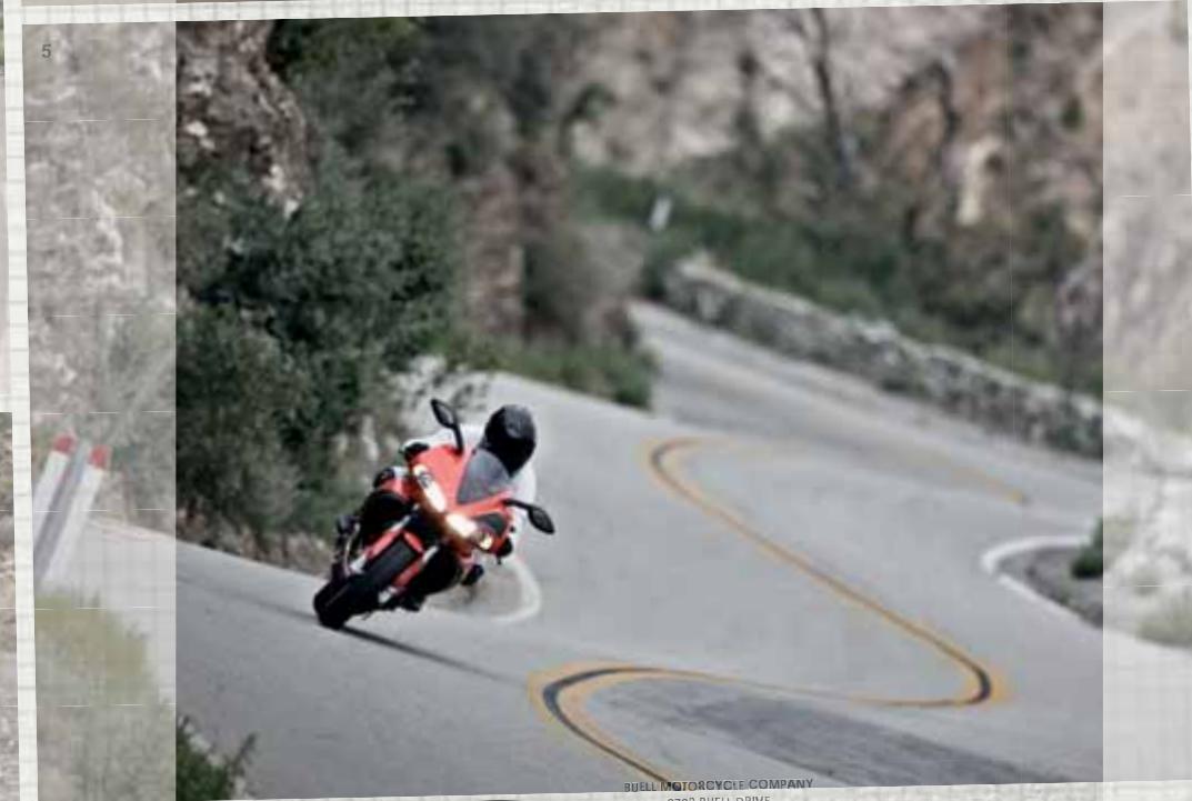 BUELL XB12SCG - NOUS NOUS PRESENTONS.    NOUS SOMMES LA BUELL    MOTORCYCLE COMPANY    DE EAST TROY, DANS LE    WISCONSIN. Un petite ville sans aucun doute!    A peine 4231 habitants. Loin de tout. - 27