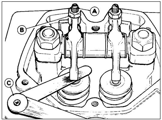 MOTO GUZZI NEVADA 750 - Pulizia serbatoio carburante, rubinetti, filtri e tubazioni - 1