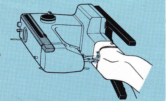 LEWENSTEIN COMPACTA 70 - COUTURE AVEC BRAS LIBRE - 1