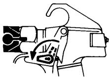 TITAN 640I - Conecte a tierra la pistola apoyándola contra el borde del recipiente de metal cuando elimina el liquido. De lo contrario puede provocar la descarga de electricidad esta, locular a su vez pueda occasionar un incendio - 2