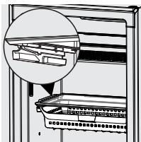 FRIGIDAIRE FFFU13M1QW - La clayette installee, appuyer vers - 4