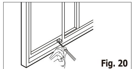 FRIGIDAIRE FRA053PU1 - Installation dans la fenêtre glissante à chassinis - 2
