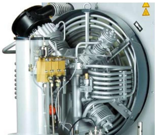 BAUER PE600 - LE BLOC COMPRESSEUR - UNE ROBUSTESSE LEGENDAIRE - 2