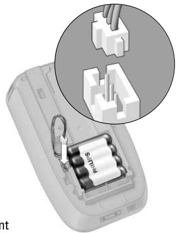 X10 PRONTOPRO NG RU 980 - Mise en place des piles - 4