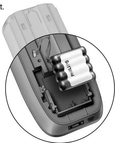 X10 PRONTOPRO NG RU 980 - Mise en place des piles - 3