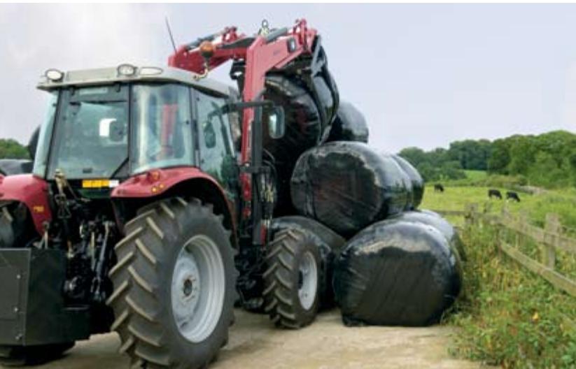 MASSEY FERGUSON 900 - Productivité elevée... Immobilisation réduite - 1