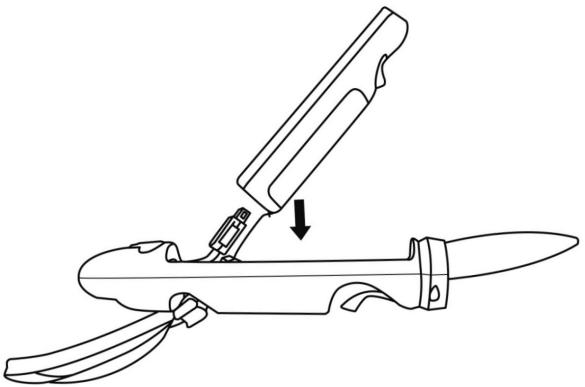 TRUSTMASTER EPIC MICKEY PAINTBRUSH AND THINNER PROTECTION PACK - INSTALLING THE WII REMOTE™ IN ITS COMPARTMENT - 1