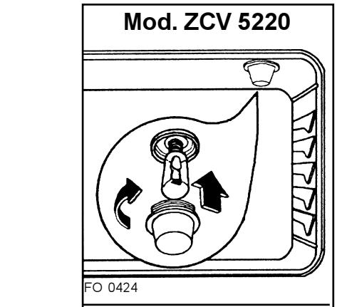 NESTOR MARTIN ZCV6650X - Remplacement de la lampe du four (Fig. 12) - 1