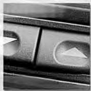 JAGUAR XK8 2004 - Triangle de signalisation jaguar - 3
