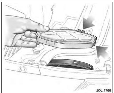 JAGUAR XK8 2004 - Projecteur antibrouillard - remplacement de l'ampoule - 1