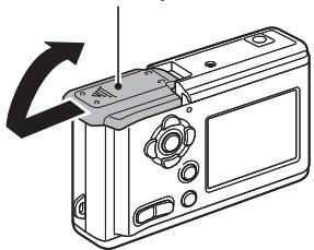 LOGICOM-SANYO XACTI VPC-S6 - Ouvrez le cache du bloc-pile/de la carte. - 1
