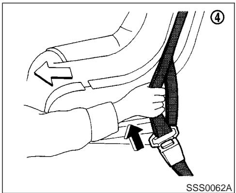 INFINITI M45 - Vers l'avant - 4