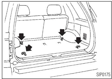 INFINITI QX4 - Crochets de plancher - 1