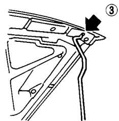 INFINITI QX4 - CAPOT - 3