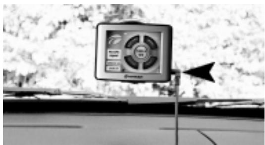 MYGUIDE 3100 - Branchement sur l'allumecigares - 1