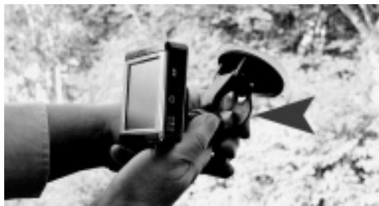 MYGUIDE 3100 - Fixation du support de voiture - 3