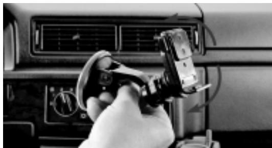 MYGUIDE 3100 - Installation de l'apparéil à bord d'un vehicule - 3