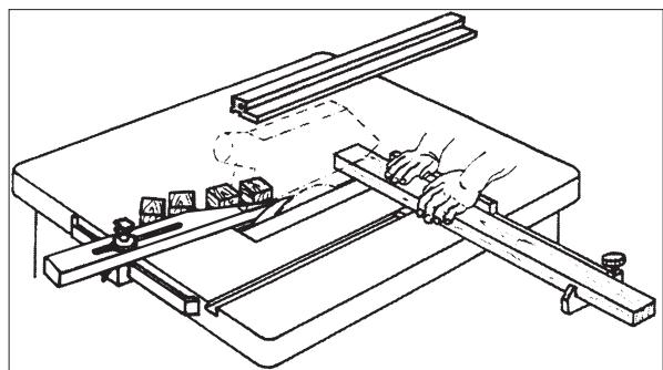 WOODSTAR ST 12 - Coupe de pieces larges, Fig. A - 3