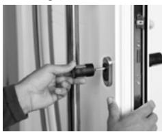 BURG WACHTER TSE 6102 - Gehen Sie beim Einbau wie folgt vor: - 8