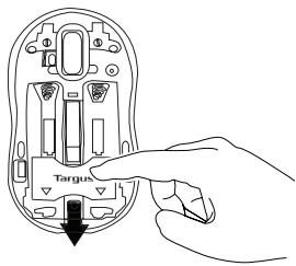 TARGUS WIRELESS COMPACT LASER MOUSE - Montering af batterier - 2