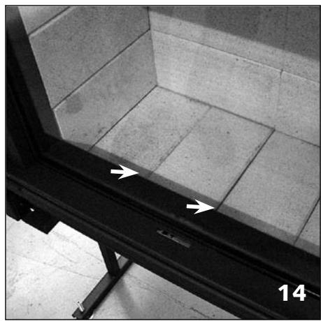 STUV 21 - Attention: la porte ne peut basculer que vous baisse! - 1