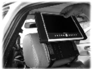 NEXT BASE SDV1102-B - Les instructions suivantes vous indiquent comment adapter le lecteur DVD portable dans votre voiture avec l'aide du support d'appui-tête. - 1