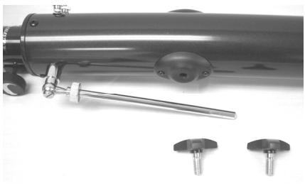 CELESTRON POWERSEEKER 76AZ - Cómo colocar el tubo del telescopoio en el montaje - 1