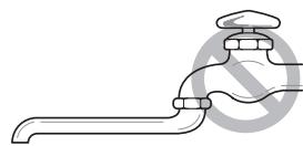 LG F51K24WH - Utiliser le robinet horizontal - 2