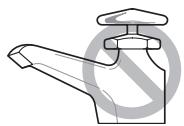 LG F51K24WH - Utiliser le robinet horizontal - 3