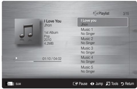 SAMSUNG LN32C450E1D - Playing Music - 1