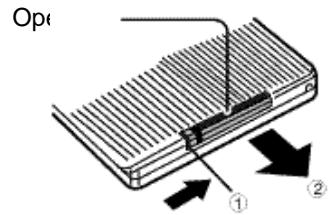 SAMSUNG DVD-L100WA - De batterij in de afstandsbediening plaatsen - 1