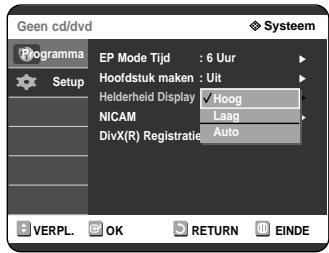 SAMSUNG DVD-R121 - De opties voorhelderheid display instellen - 4